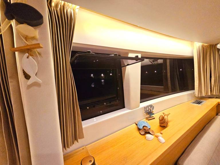 Image of EmoSEAon yacht #36