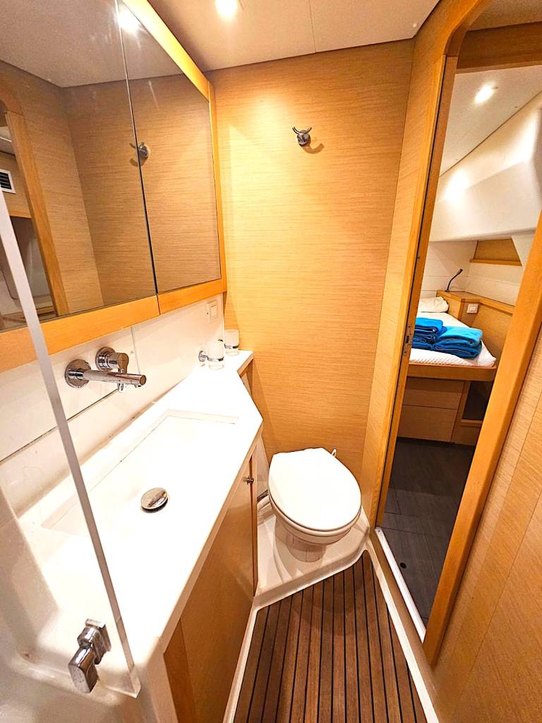 Image of EmoSEAon yacht #42