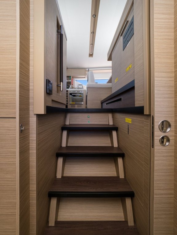 Image of Catwalk yacht #17