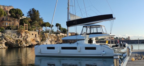 Image of Euphoria IV yacht #3