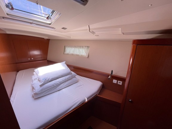 Image of Golden Dreams yacht #18