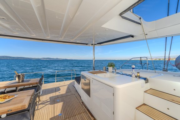 Image of Black Caviar yacht #6