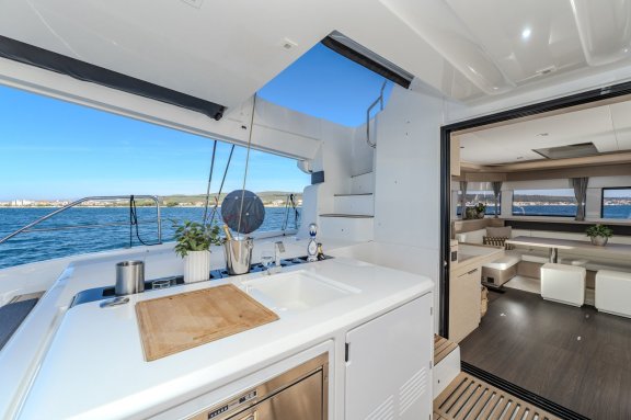 Image of Black Caviar yacht #11