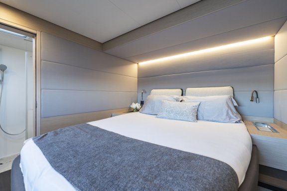 Image of Black Caviar yacht #32