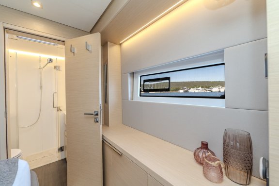 Image of Black Caviar yacht #35