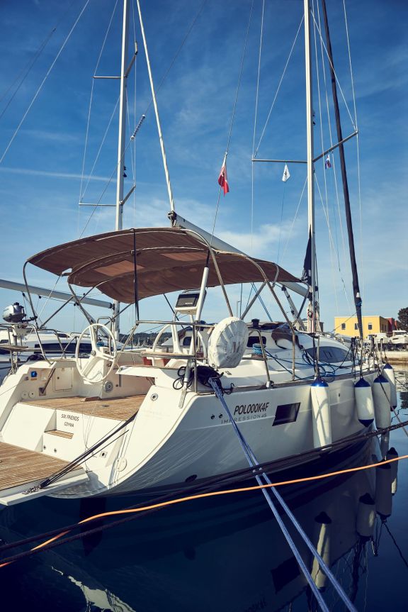 Image of Six Friends yacht #8