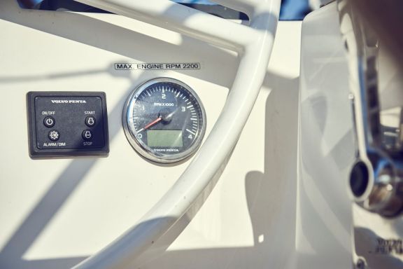 Image of Six Friends yacht #17