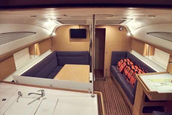 Image of Six Friends yacht #23