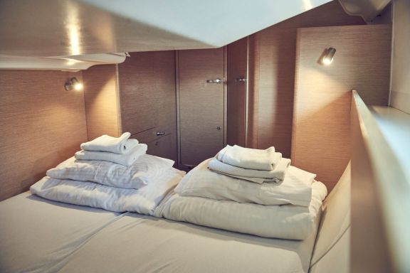 Image of Six Friends yacht #39