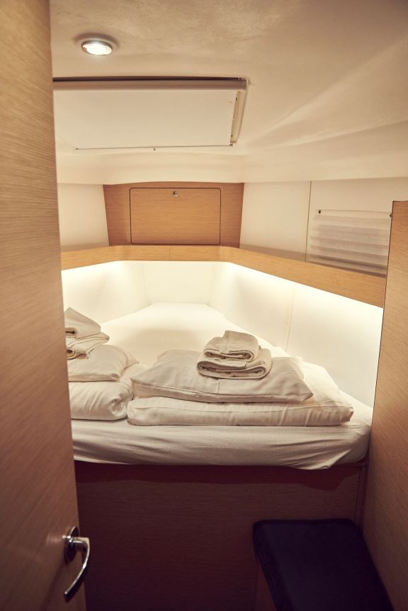 Image of Six Friends yacht #33