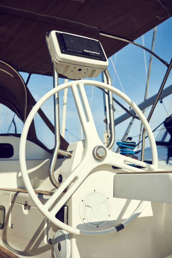 Image of Six Friends yacht #21