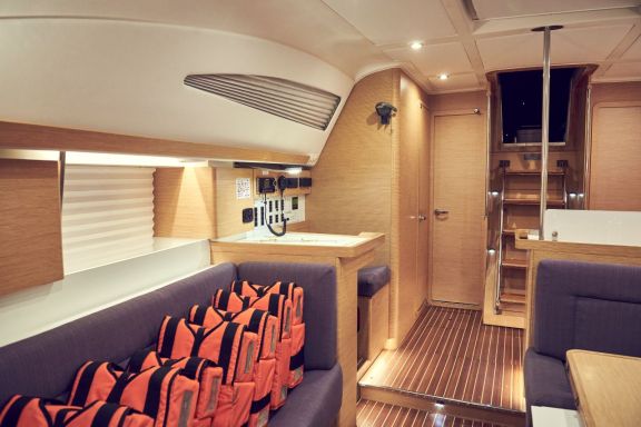 Image of Six Friends yacht #26