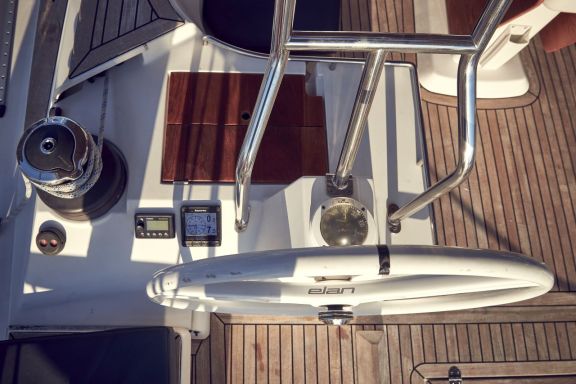 Image of Friends yacht #11