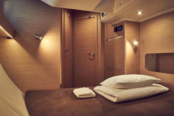 Image of Friends yacht #21