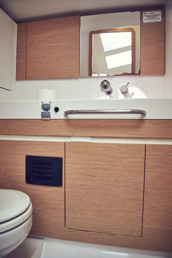 Image of Friends yacht #28