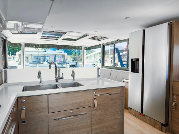 Image of Pagora yacht #15