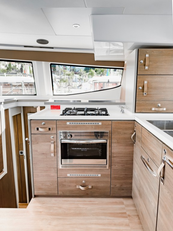 Image of Pagora yacht #16