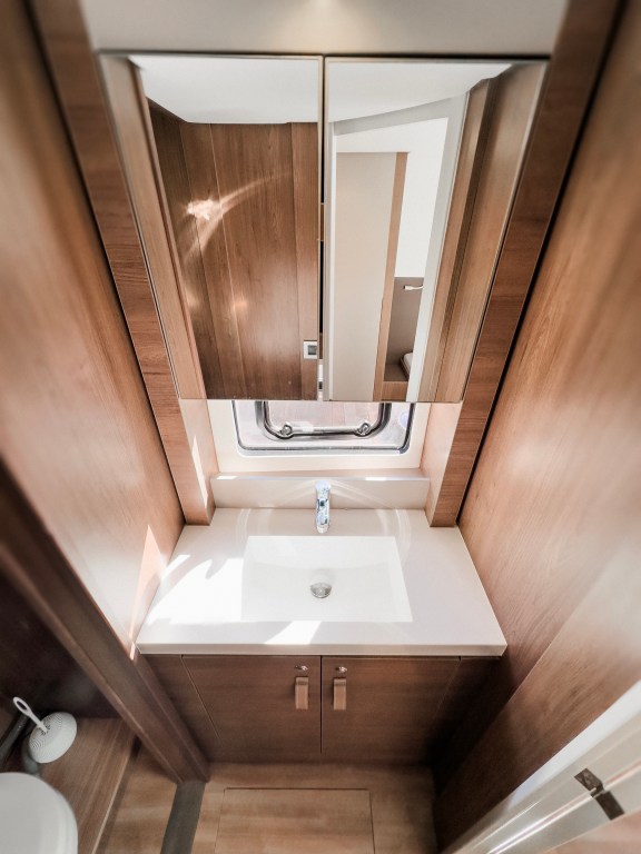 Image of Pagora yacht #33