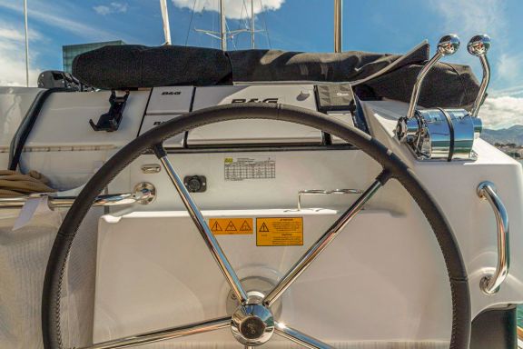 Image of Sailor Moon yacht #11