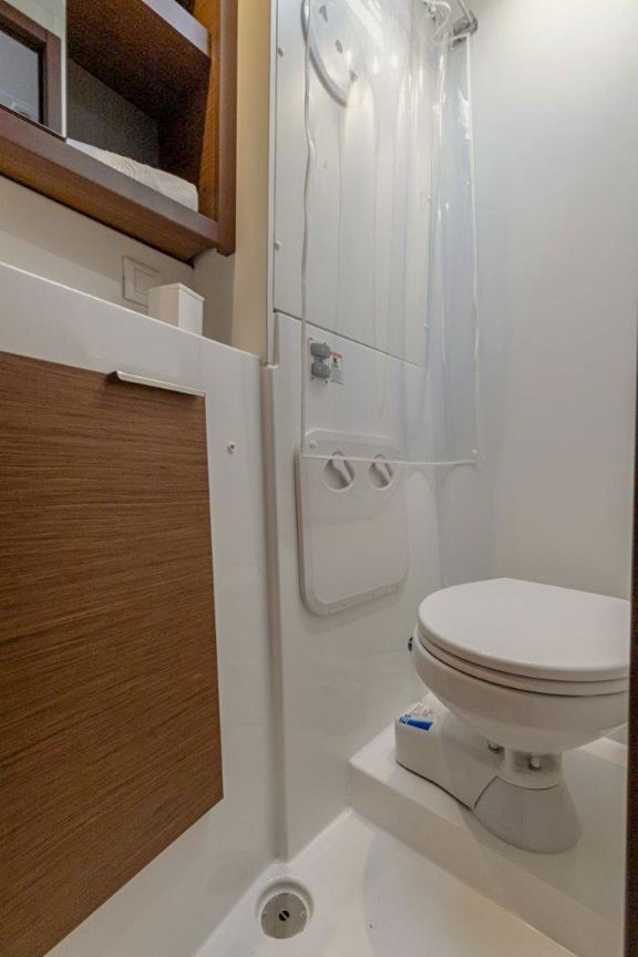 Image of Sailor Moon yacht #25