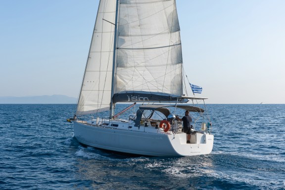 Image of Flyer Of Lorne yacht #17