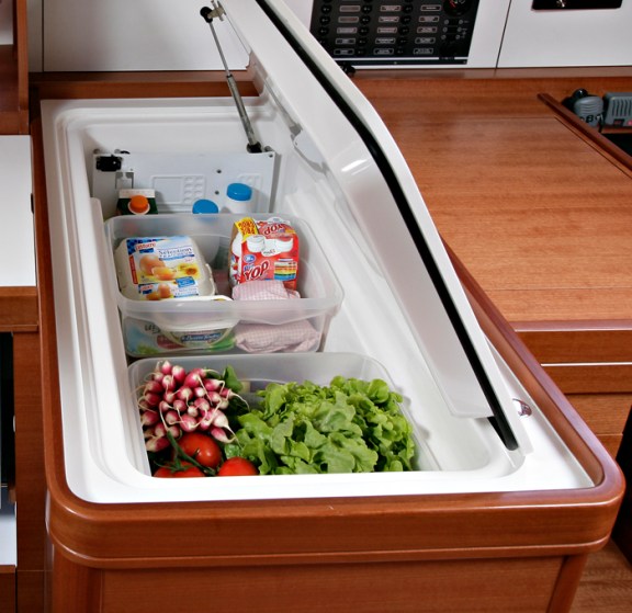 Image of China Girl yacht #17