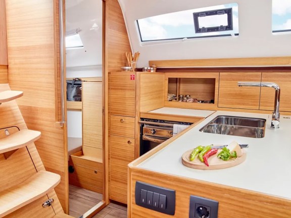 Image of Best Secret yacht #11