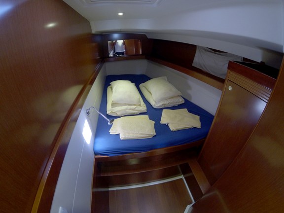 Image of Pika II yacht #27