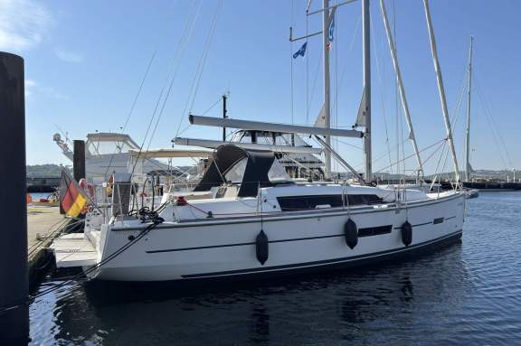 Image of Herbie yacht #8