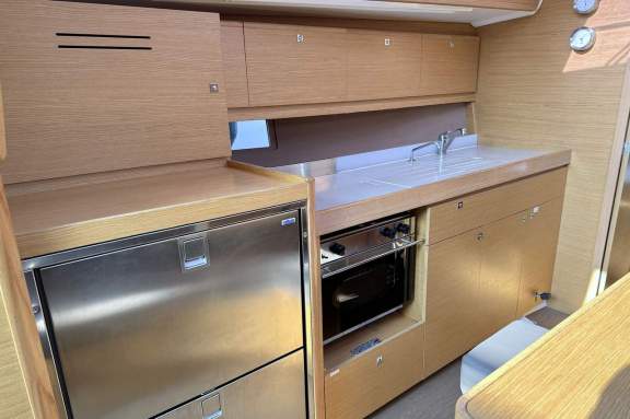 Image of Lia yacht #13