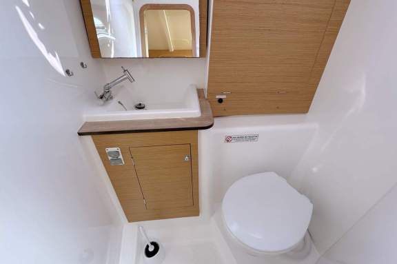 Image of Lia yacht #18