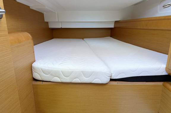 Image of Veterano yacht #22