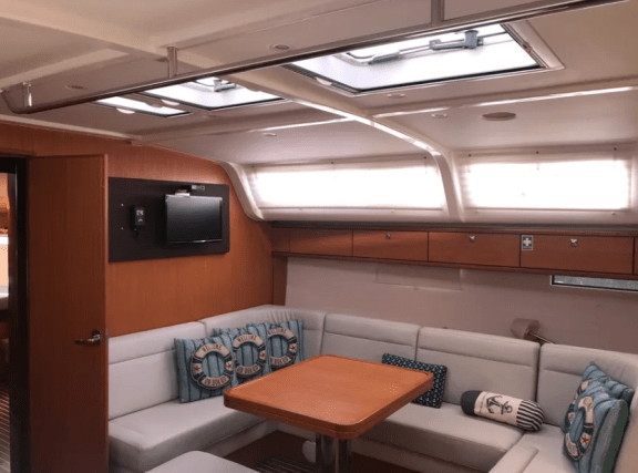 Image of Gin Tonic yacht #7