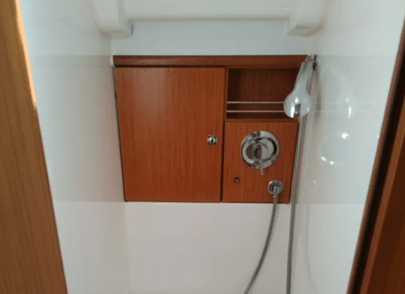 Image of Gin Tonic yacht #13