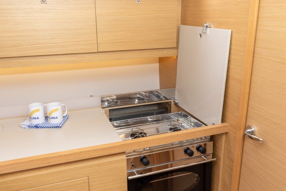 Image of Olmato yacht #40