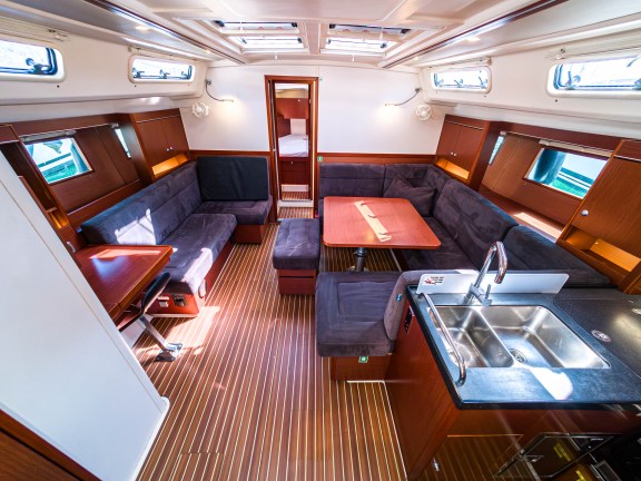 Image of Jenny yacht #6