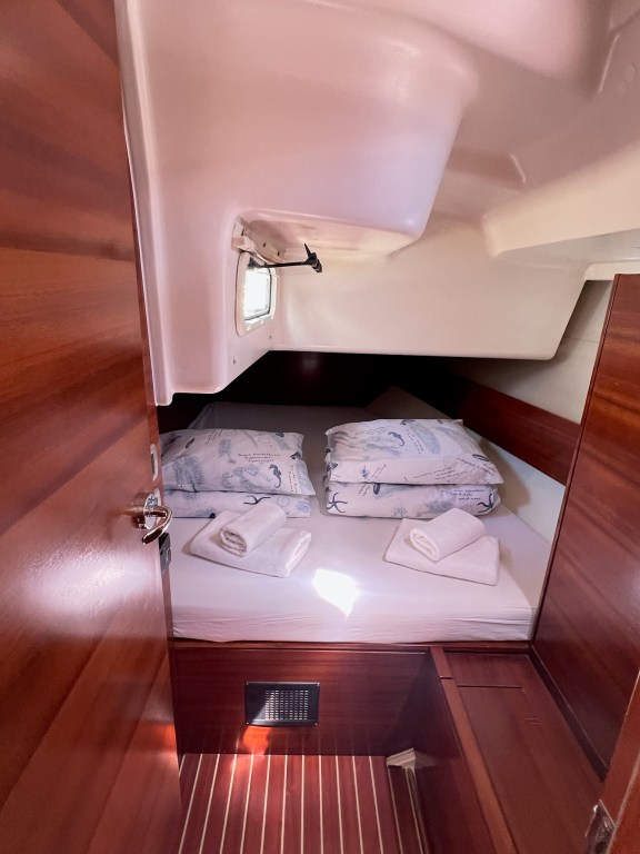 Image of Calanthe yacht #17