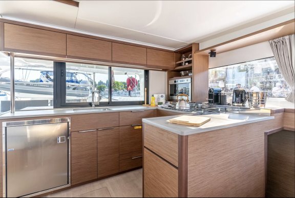 Image of La Condesa yacht #17