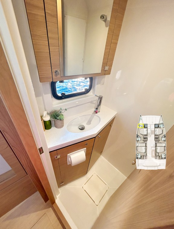 Image of Baikal yacht #29