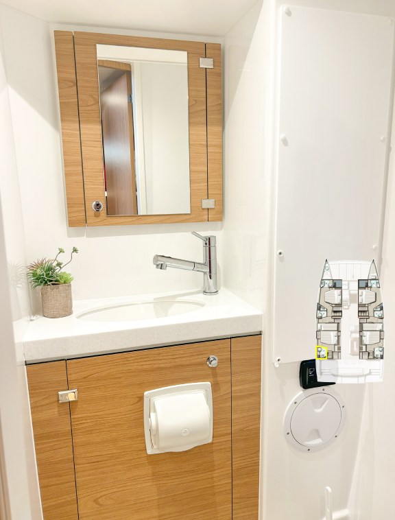 Image of Baikal yacht #33