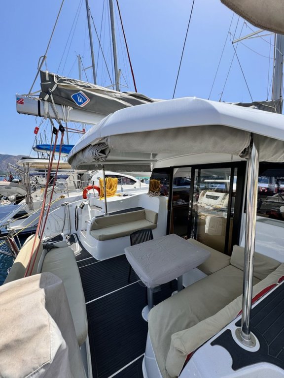 Image of Tombow yacht #5