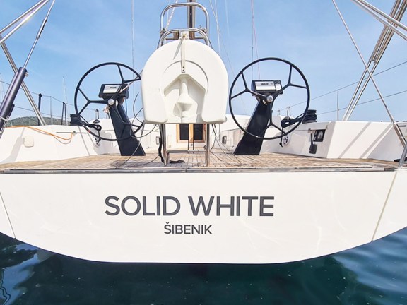 Image of Solid White yacht #8