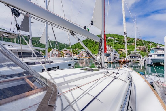 Image of Minx yacht #15