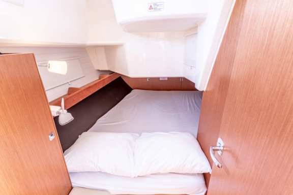 Image of New Beginings yacht #24