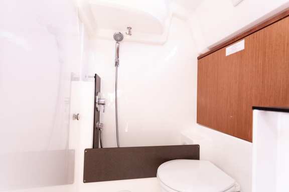 Image of New Beginings yacht #25