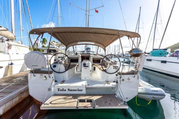 Image of Tola Sunrise yacht #15