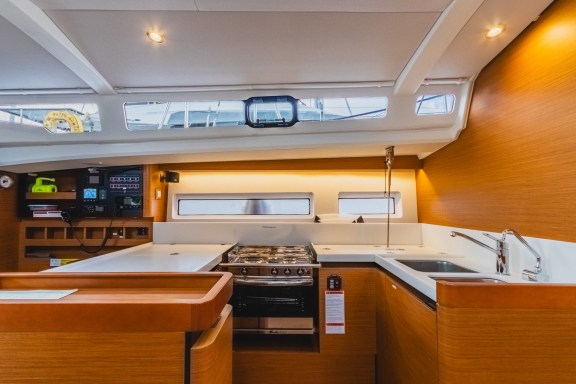 Image of Rhythm & Blues yacht #21