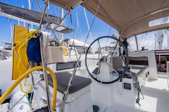 Image of Air Guitar yacht #5