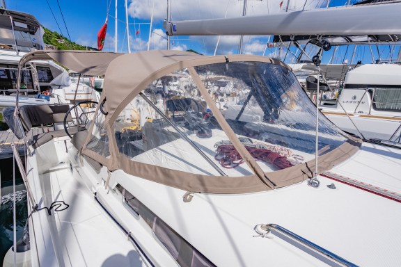 Image of Air Guitar yacht #16