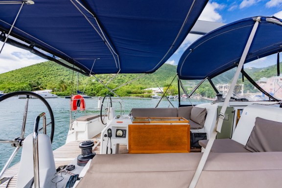 Image of Hakuna Matata IV yacht #8